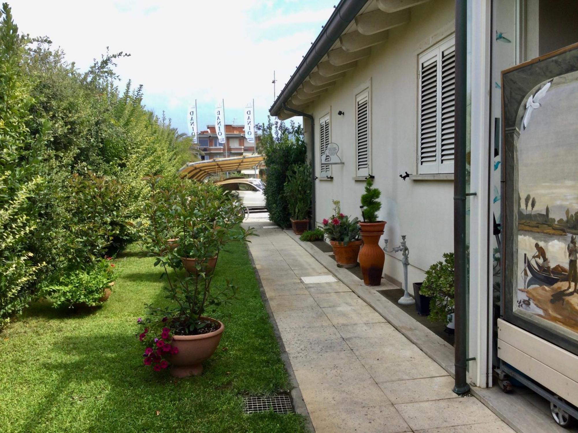Danio Beach House Lido di Camaiore Eksteriør billede