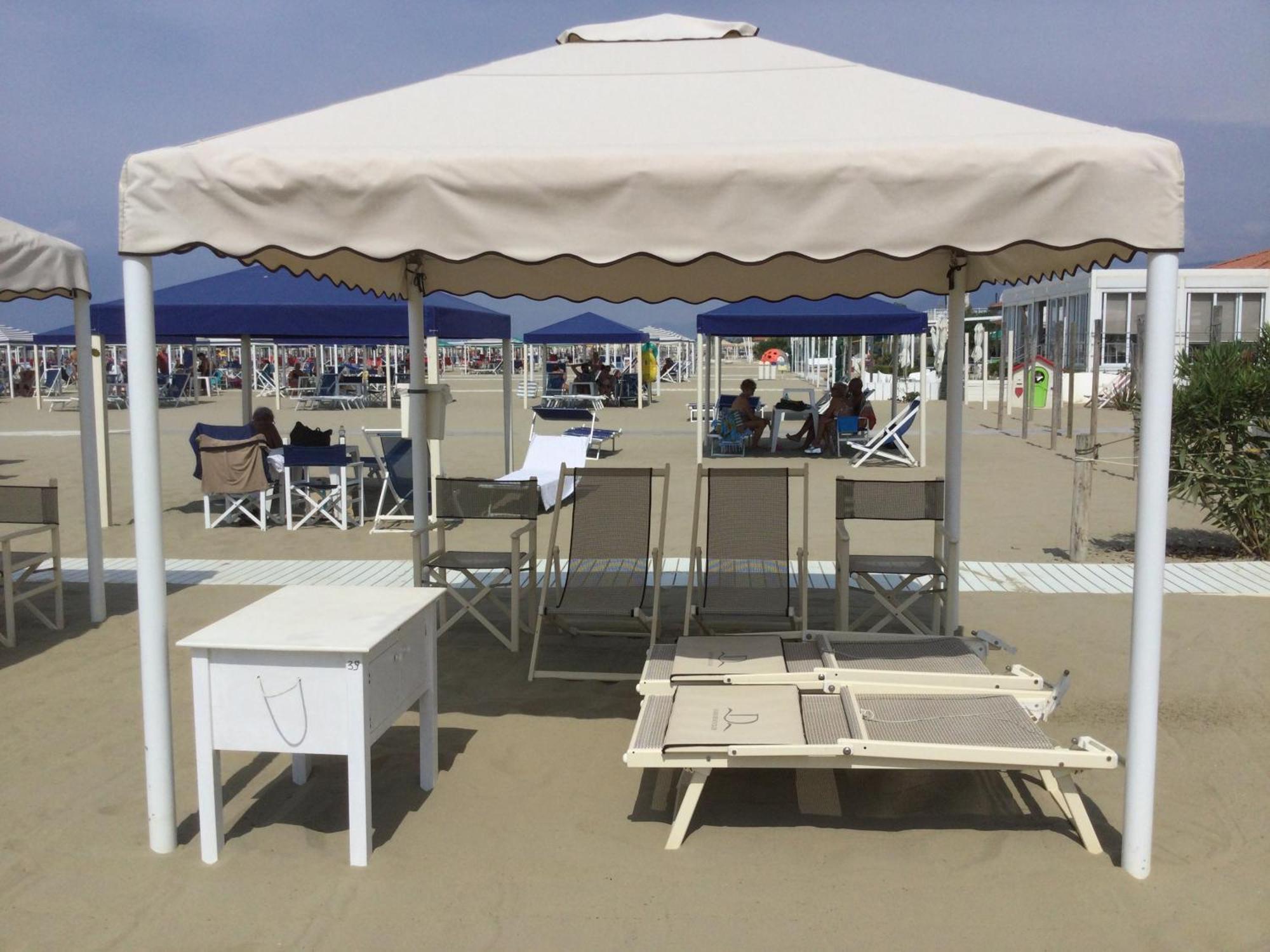 Danio Beach House Lido di Camaiore Eksteriør billede